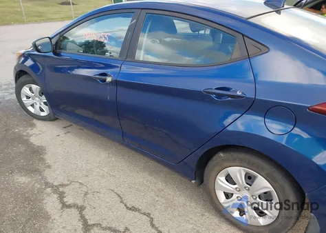 2016 Hyundai Elantra Se z USA, uszkodzony, nr VIN 5NPDH4AE3GH781301